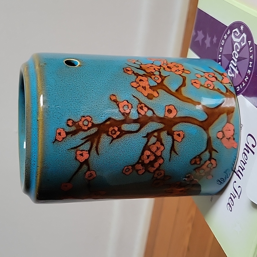 Cherry Tree Premium Scentsy Warmer